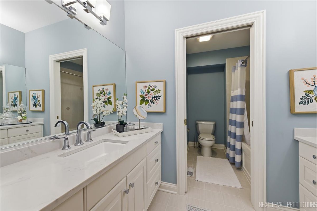 955 Harbor Town Court Property Photo 39