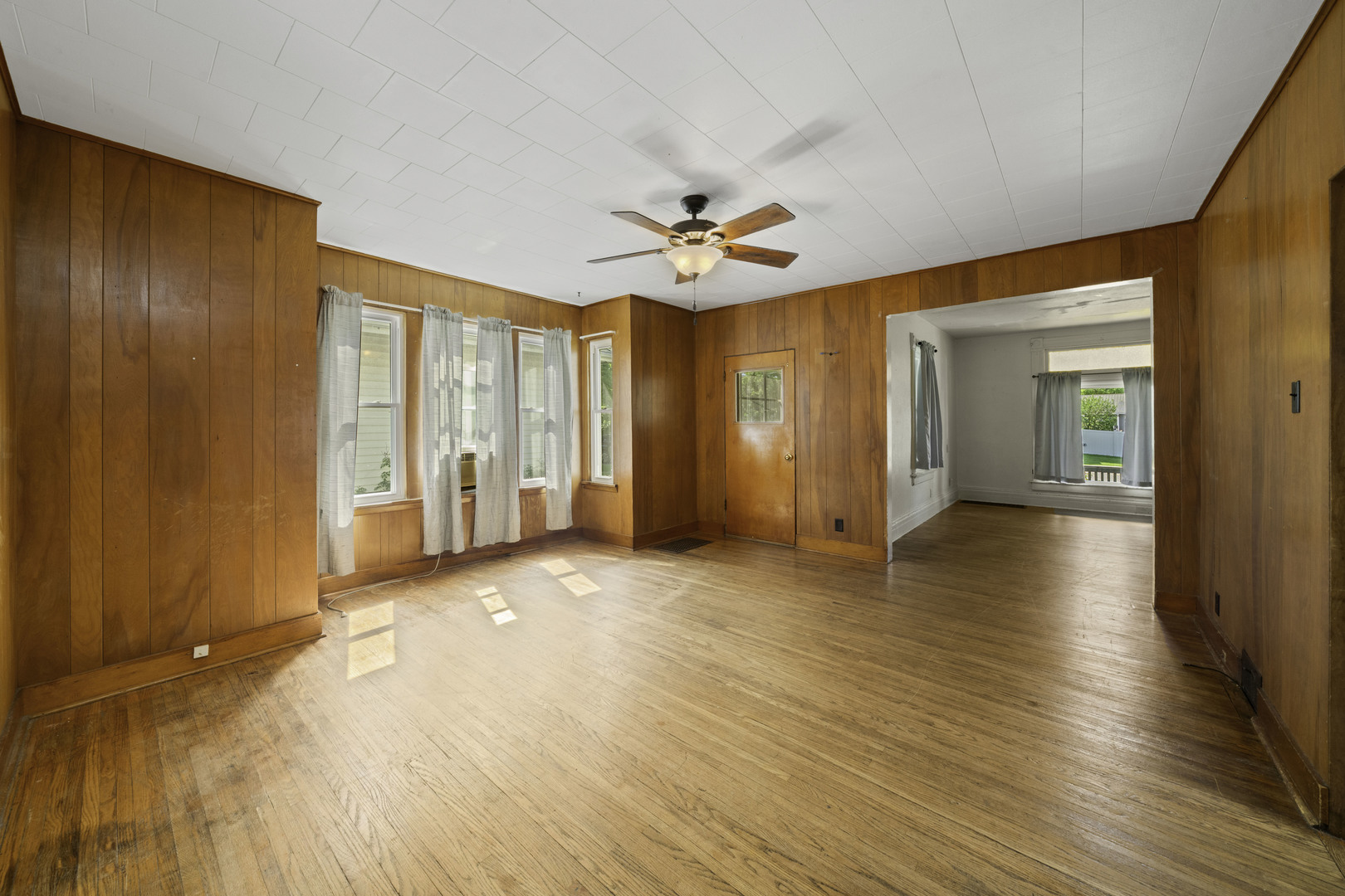 116 W Union Street Property Photo 6