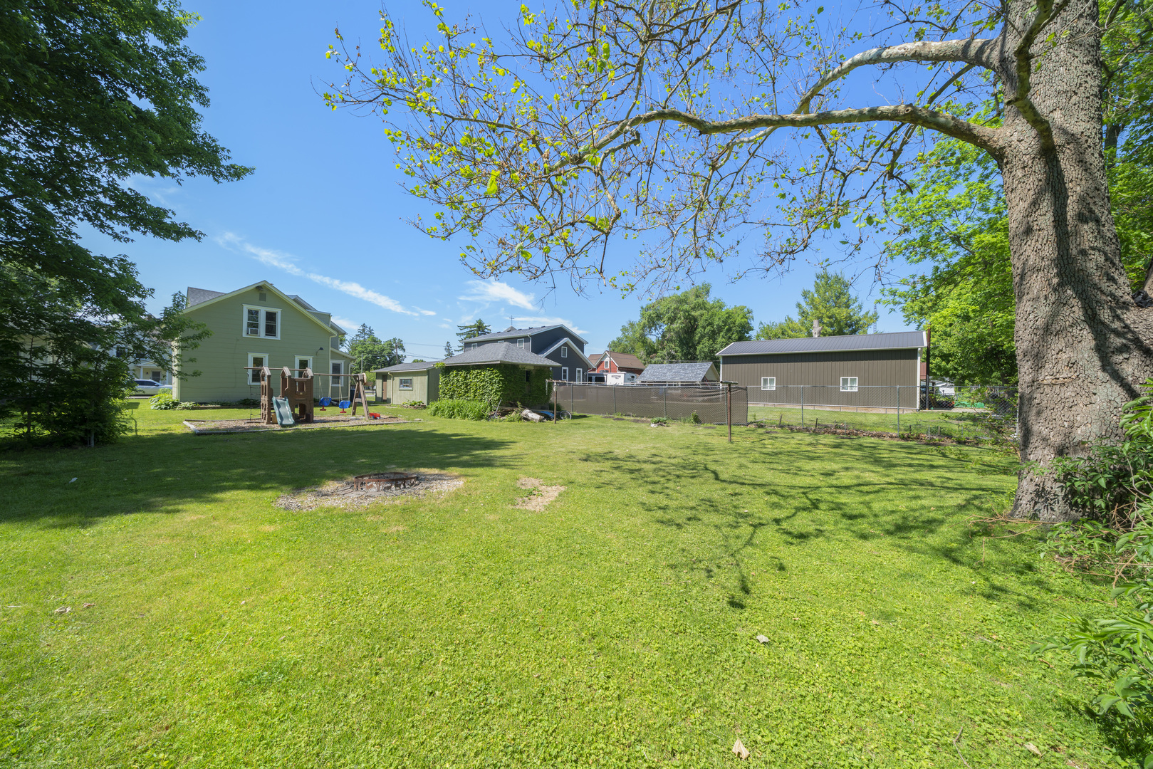 116 W Union Street Property Photo 26