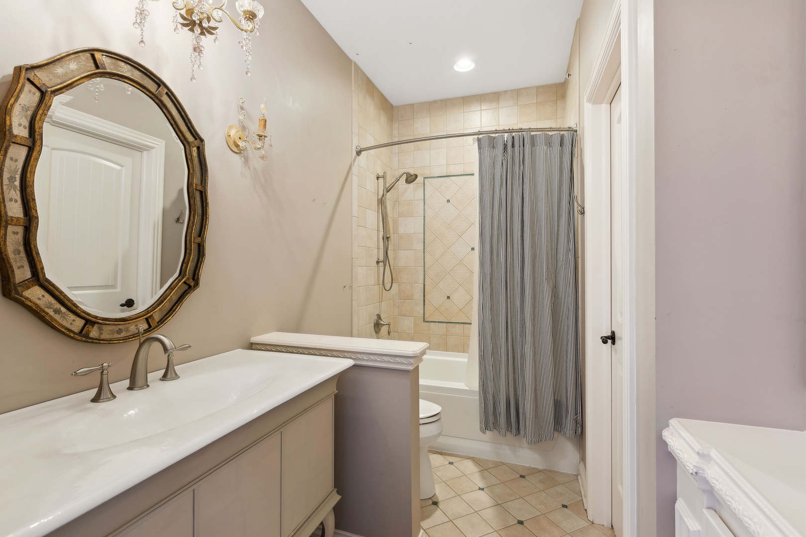 1051 Oakmont Court Property Photo 20
