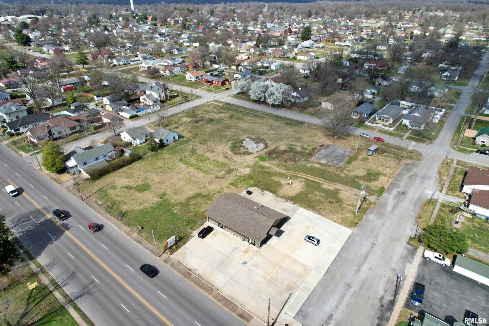 613 E 5th Street Property Photo 15