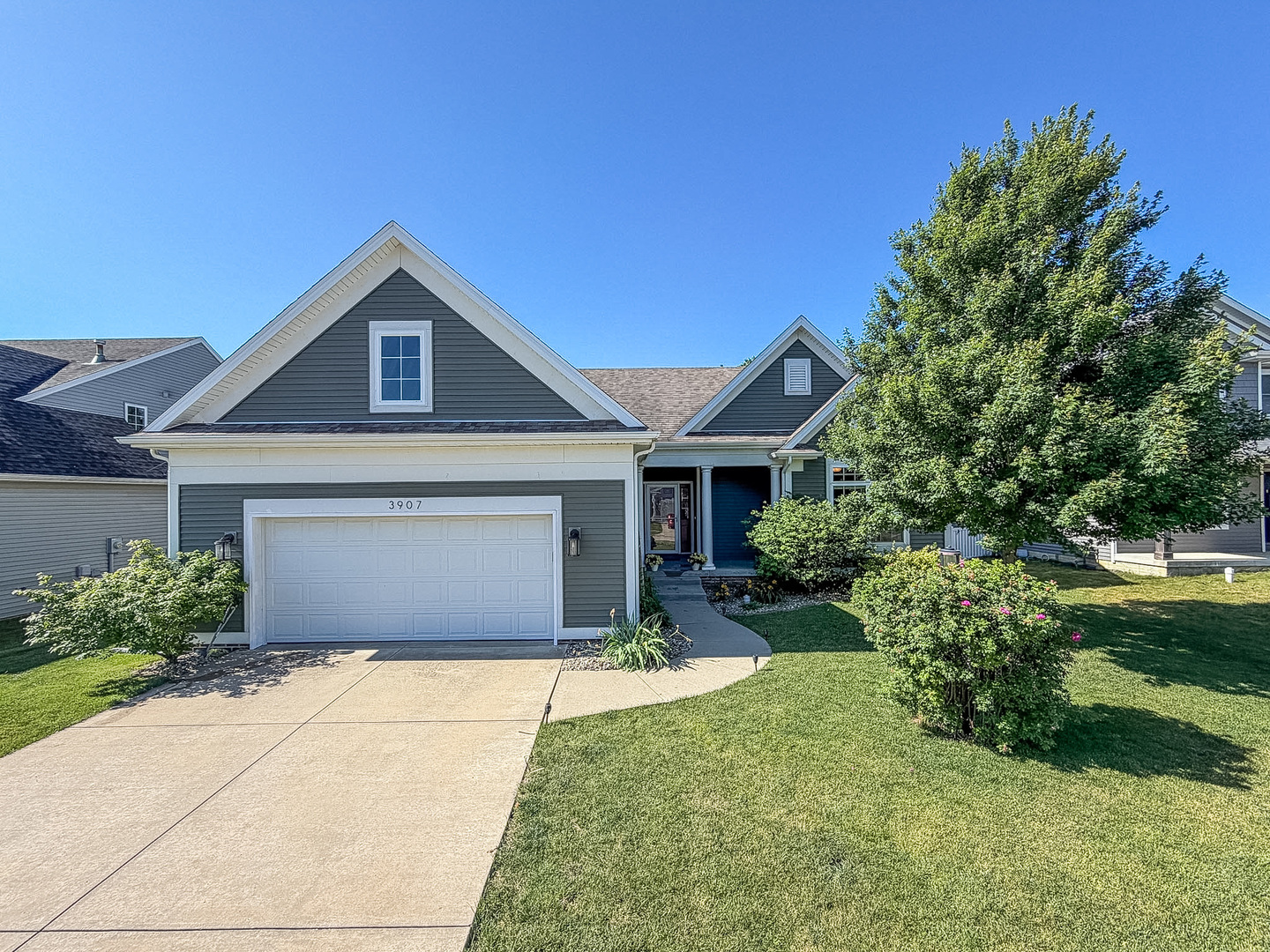 3907 Boulder Ridge Drive Property Photo 1