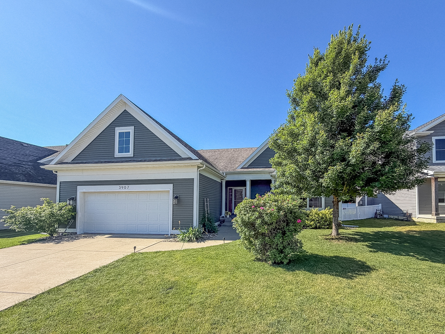 3907 Boulder Ridge Drive Property Photo 2