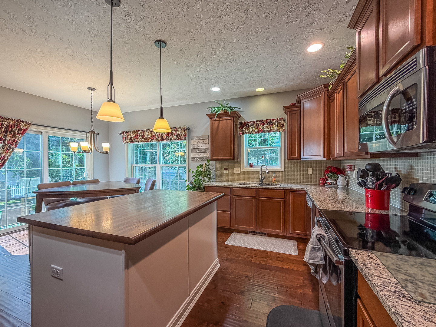 3907 Boulder Ridge Drive Property Photo 12