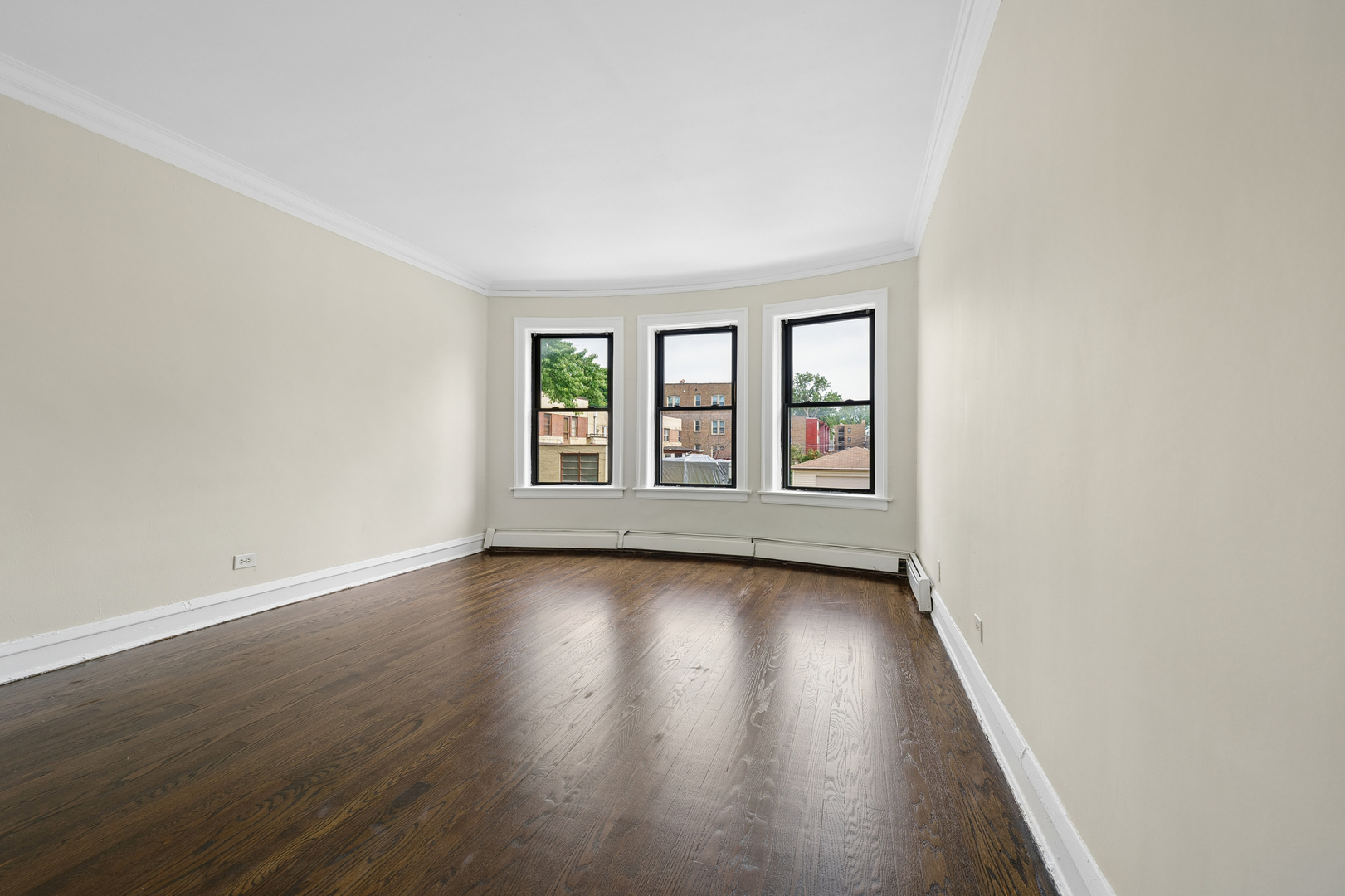 8503 S Drexel Avenue 1e Property Photo 3