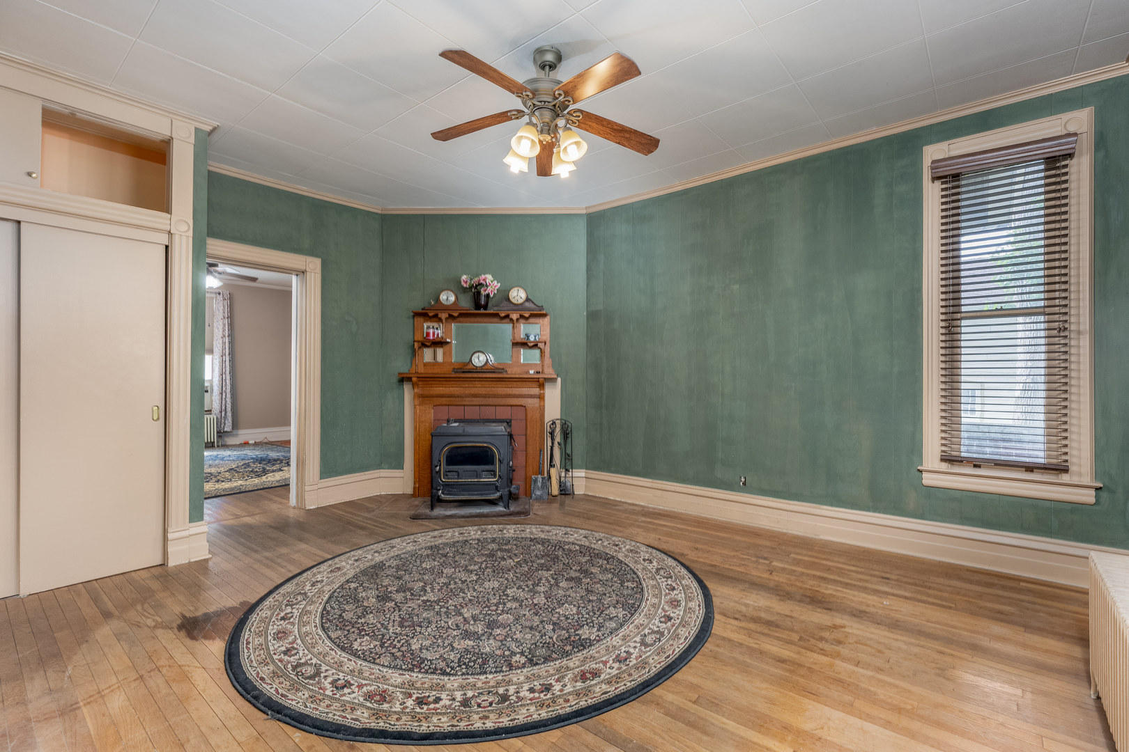 401 E Prospect Avenue Property Photo 17