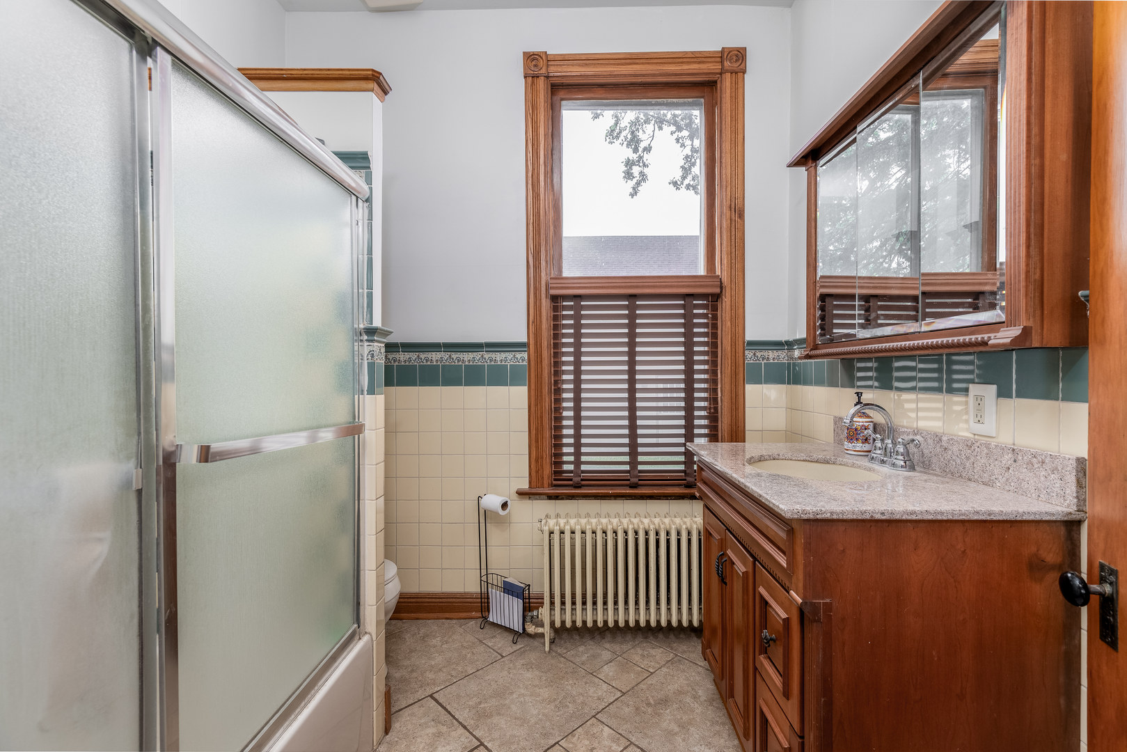 401 E Prospect Avenue Property Photo 20
