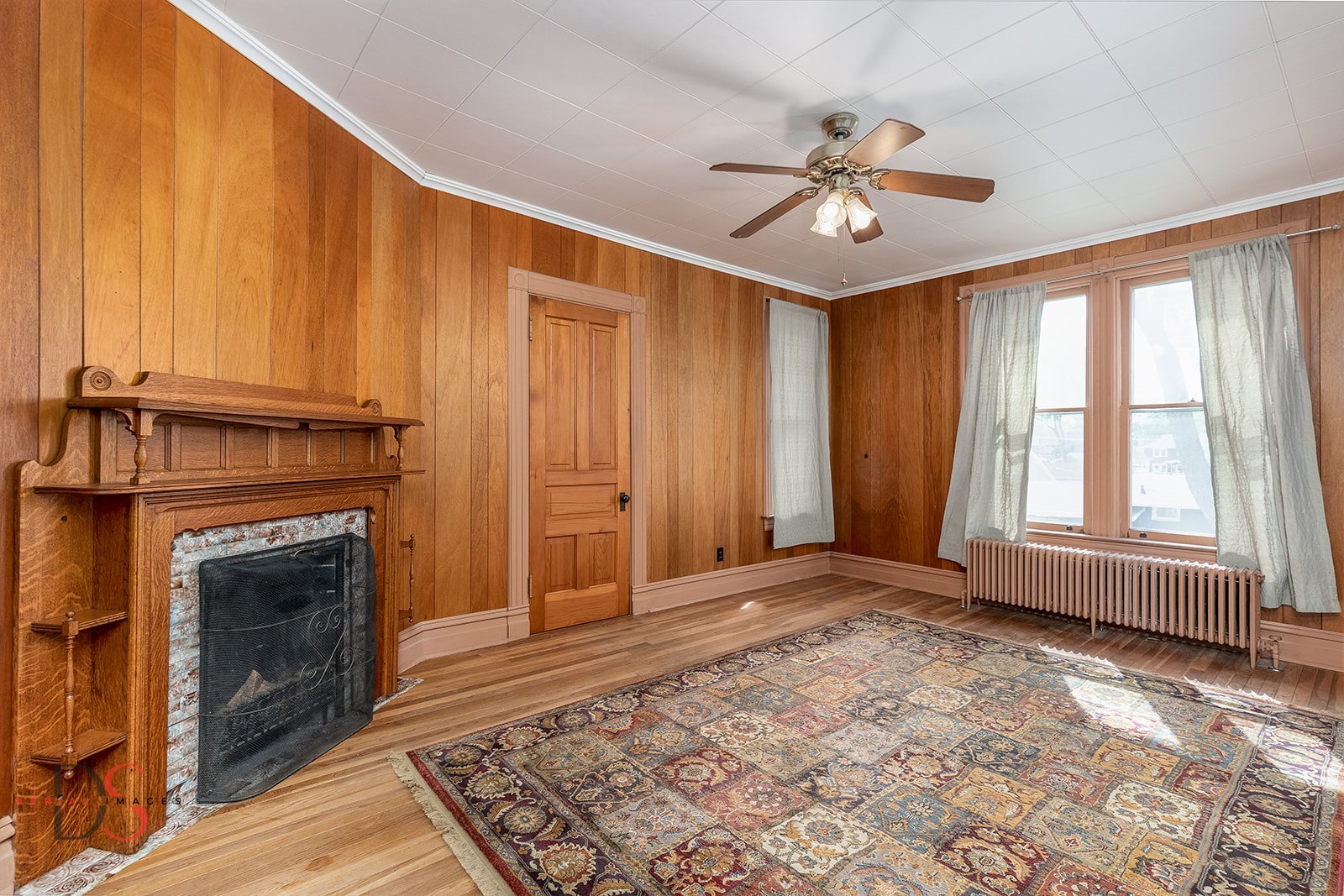 401 E Prospect Avenue Property Photo 24