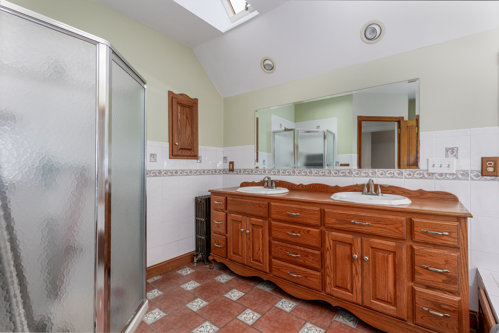 401 E Prospect Avenue Property Photo 29