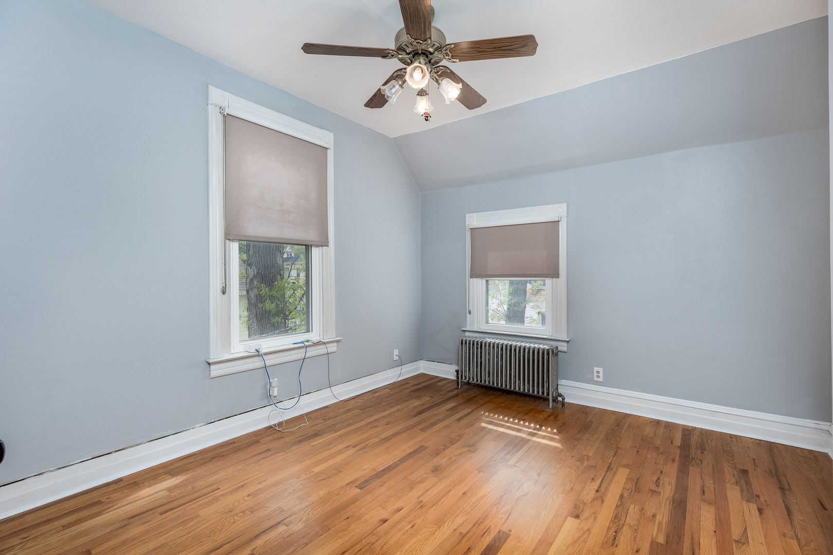 401 E Prospect Avenue Property Photo 30