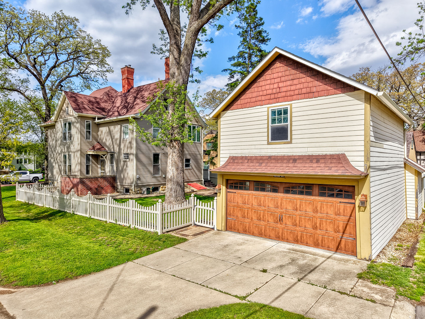 401 E Prospect Avenue Property Photo 41
