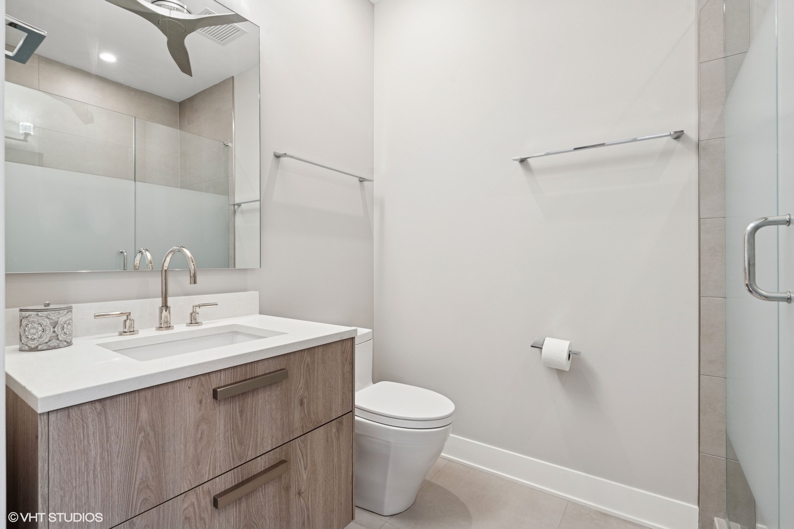 403 N Wabash Street 15b Property Photo 20