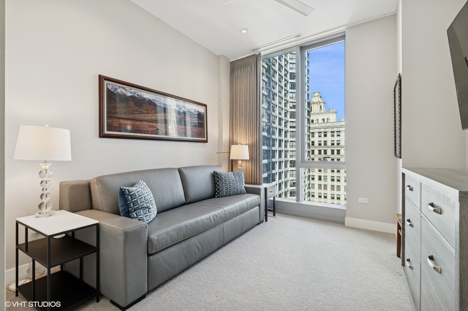 403 N Wabash Street 15b Property Photo 22