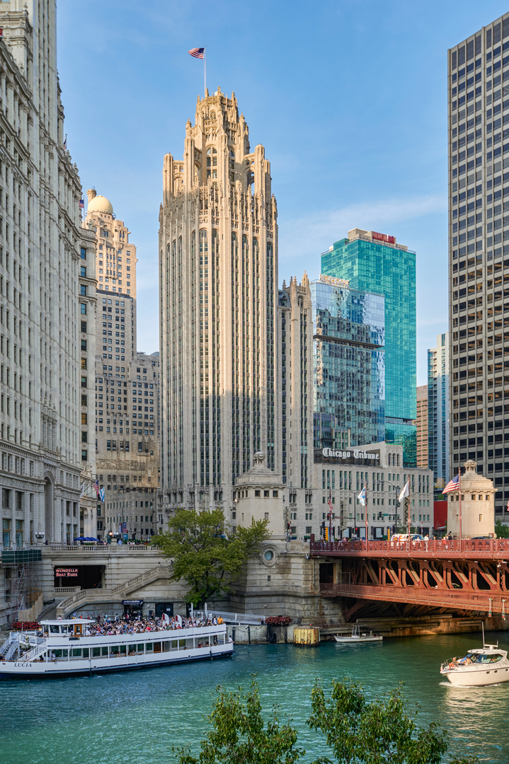 435 N Michigan Avenue 701 Property Photo 1