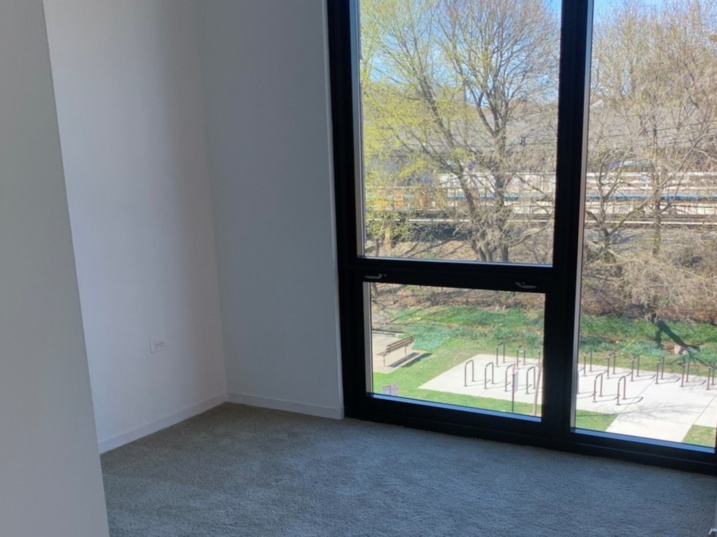 847 Chicago Avenue 701 Property Photo 7