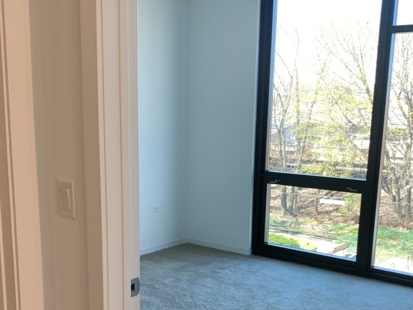 847 Chicago Avenue 701 Property Photo 8