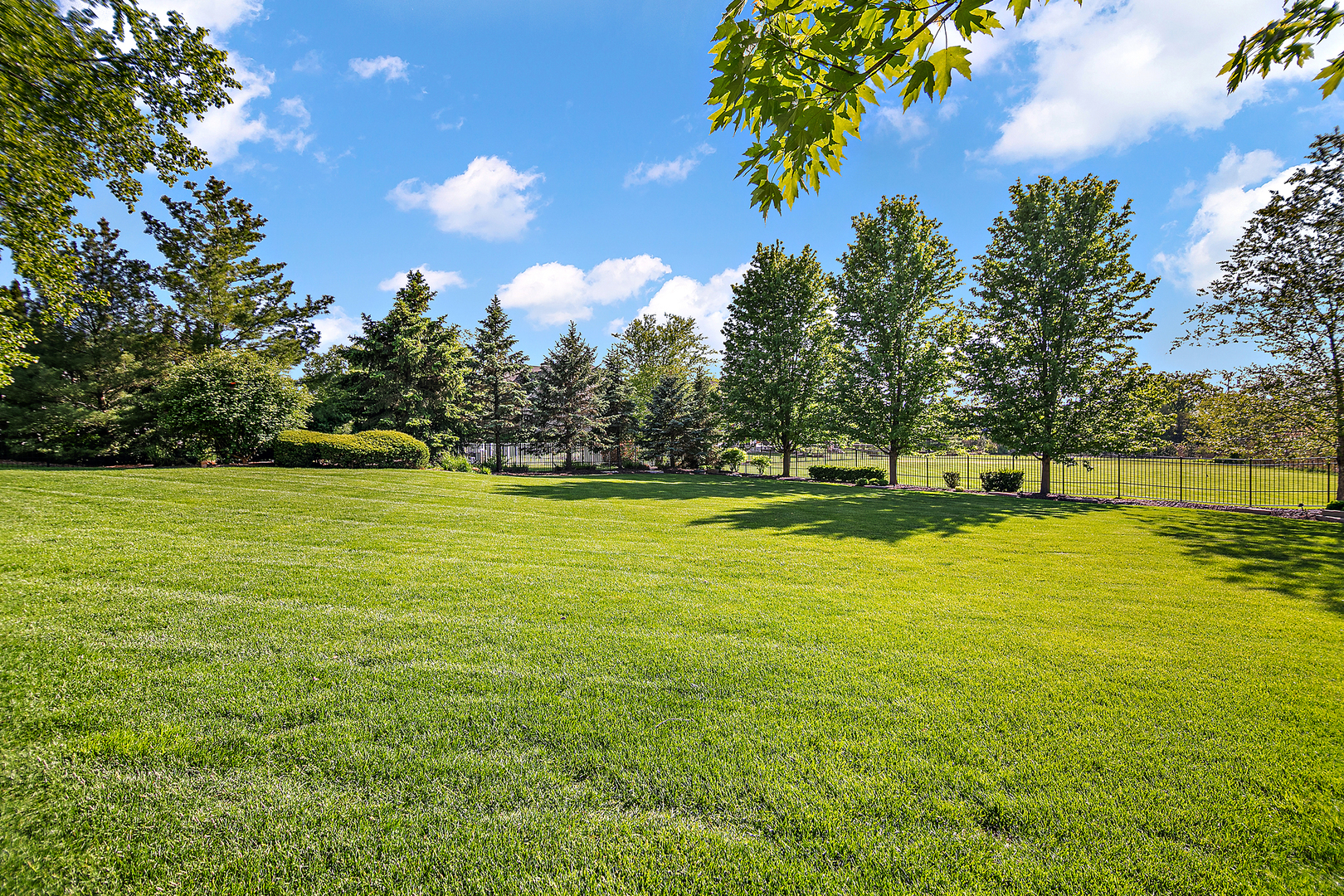 18048 S Crystal Lake Drive Property Photo 31