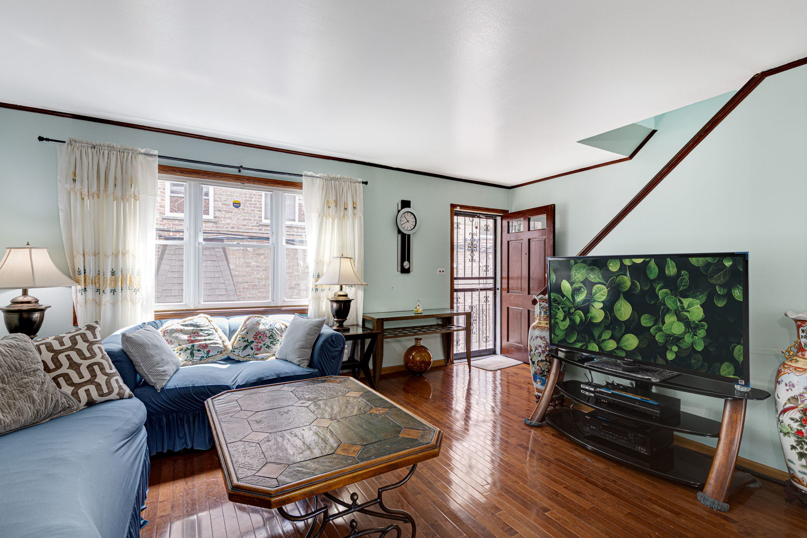 1727 W Estes Avenue C Property Photo 3