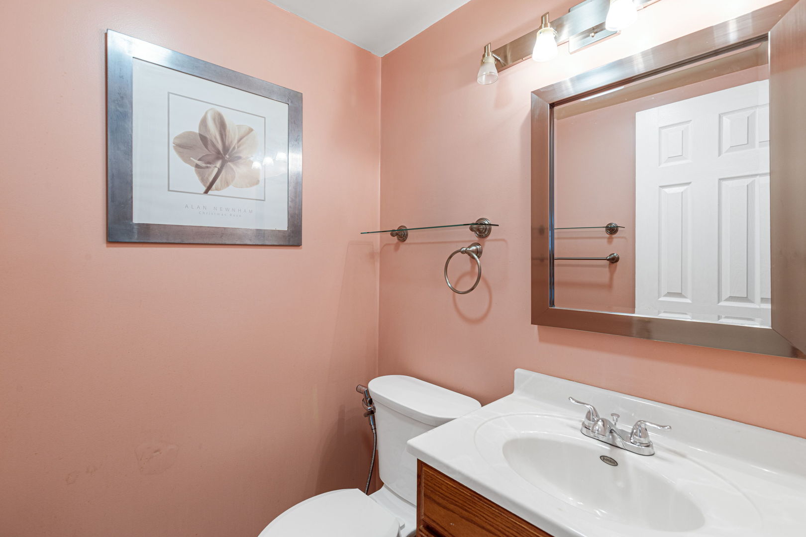 1727 W Estes Avenue C Property Photo 5