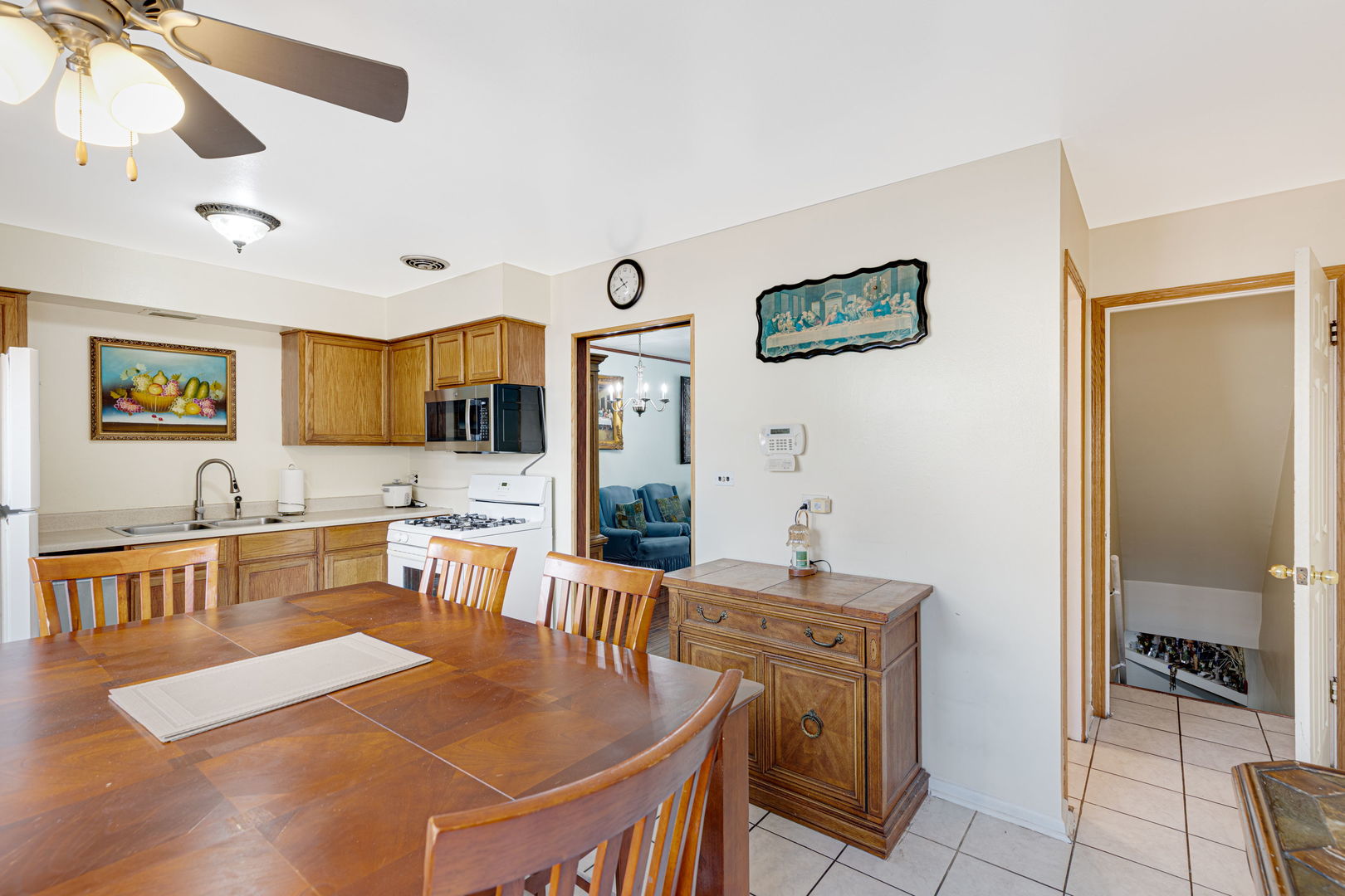 1727 W Estes Avenue C Property Photo 6