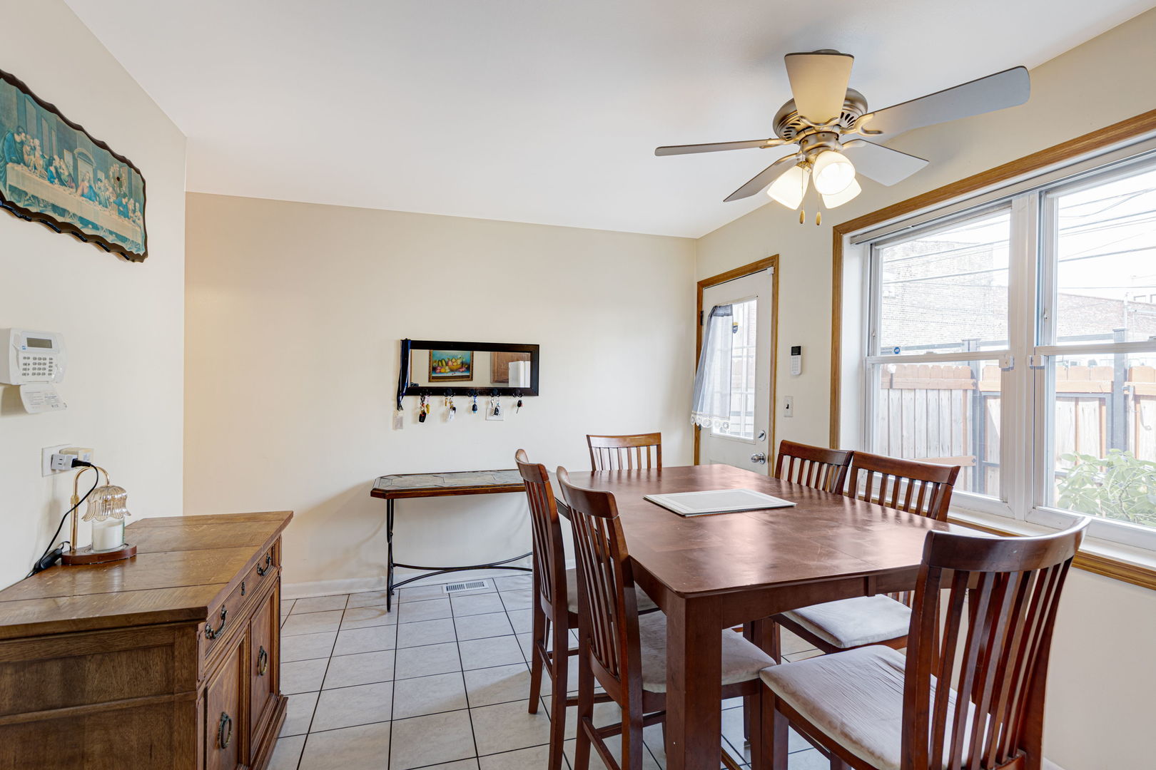 1727 W Estes Avenue C Property Photo 8