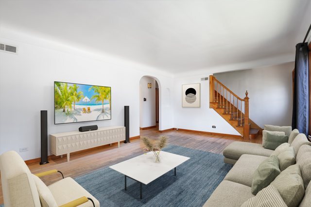 14620 S Short Street Property Photo 4