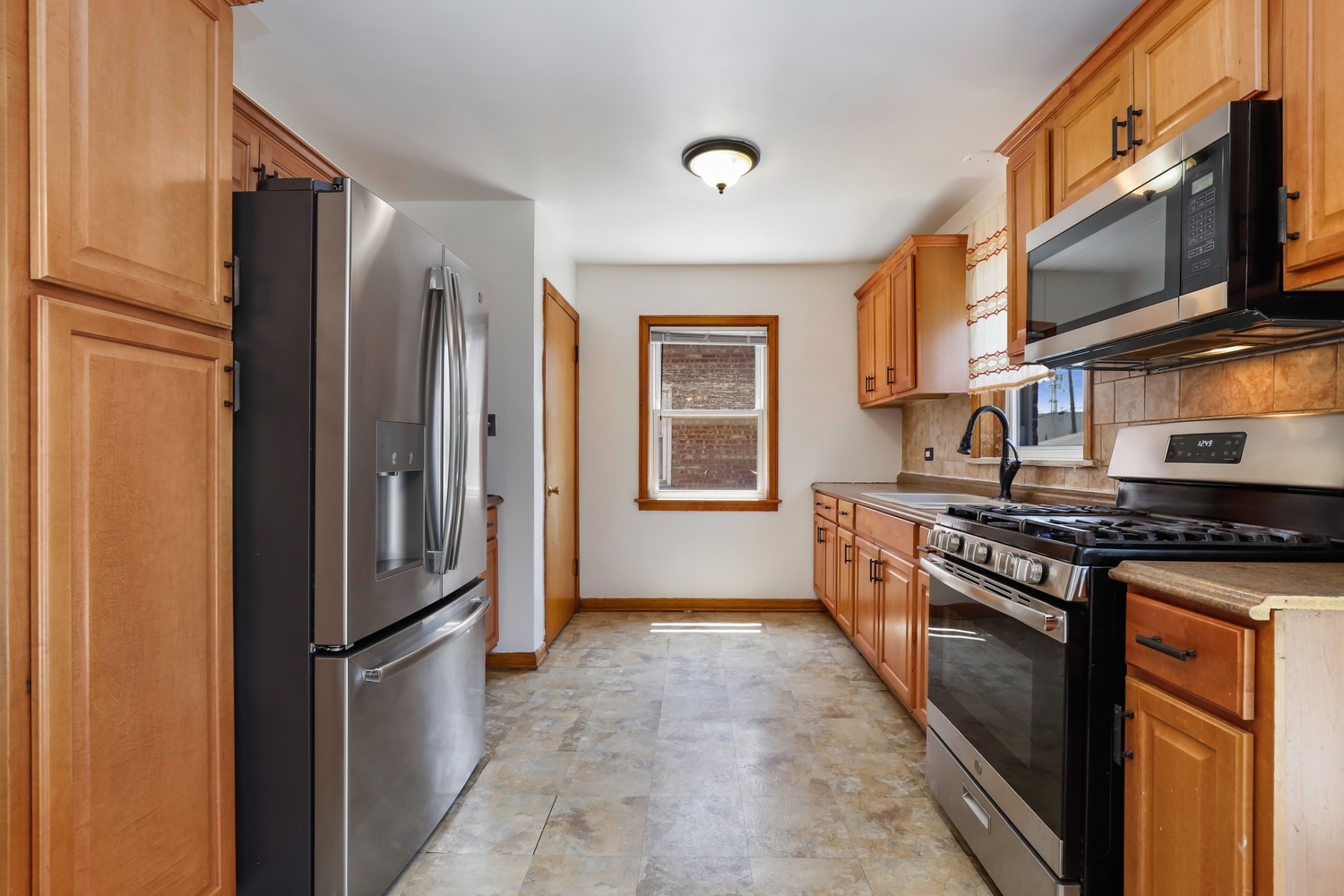 14620 S Short Street Property Photo 7