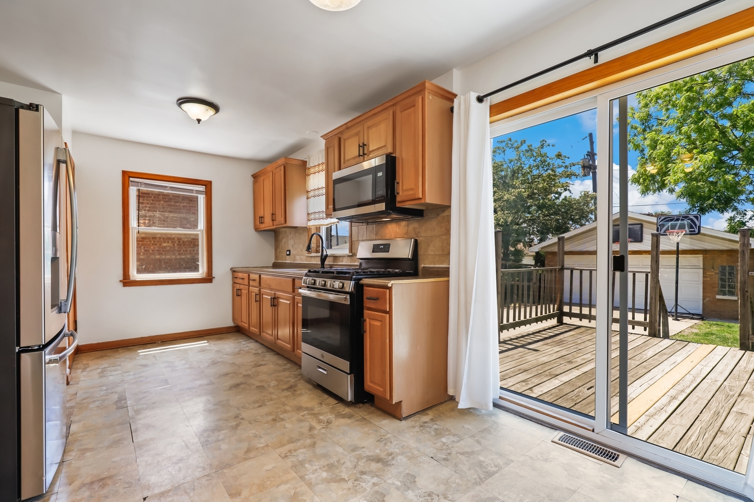 14620 S Short Street Property Photo 9