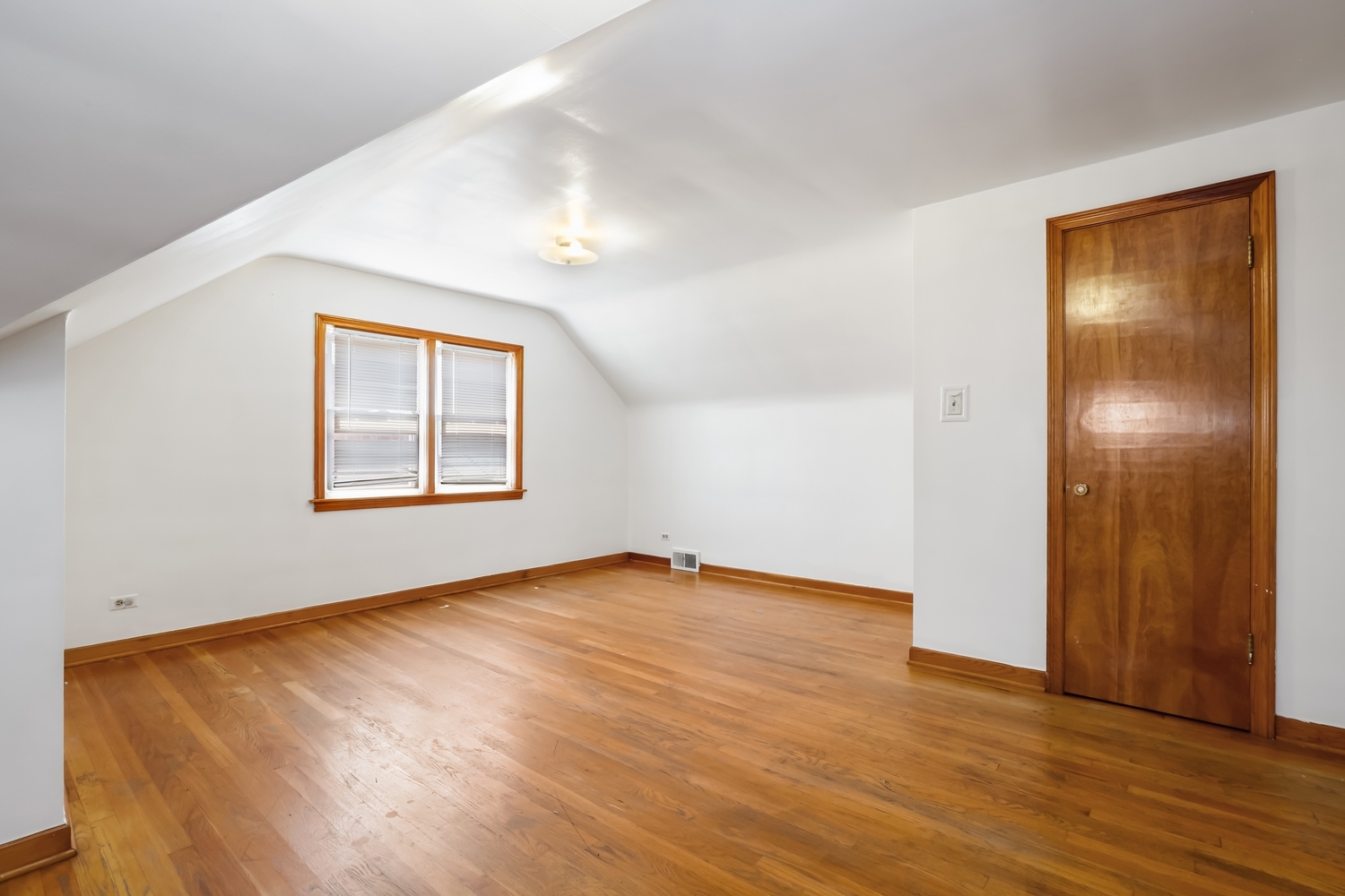 14620 S Short Street Property Photo 16