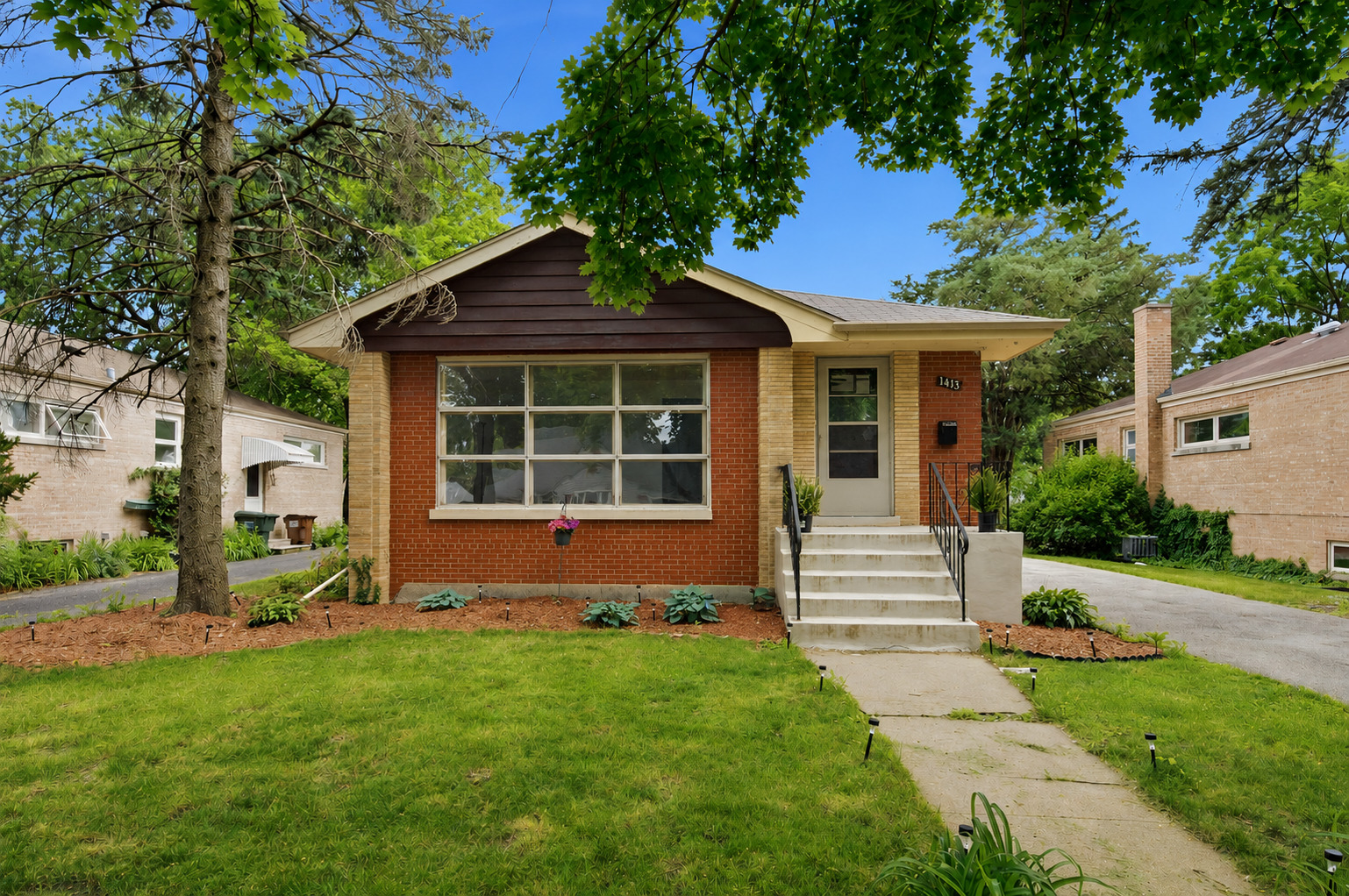 1413 Evergreen Road Property Photo 1