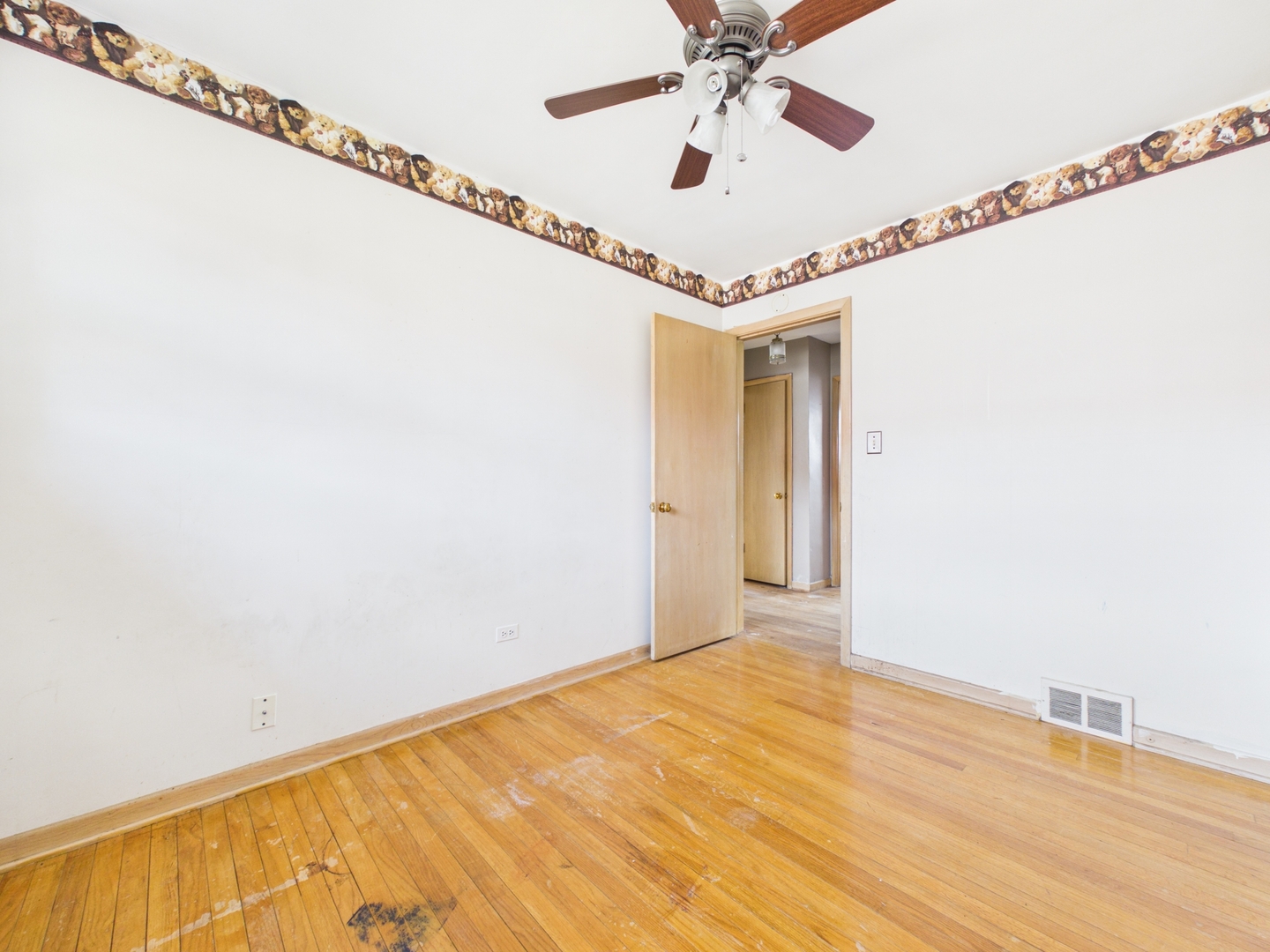 51 51st Avenue Property Photo 9