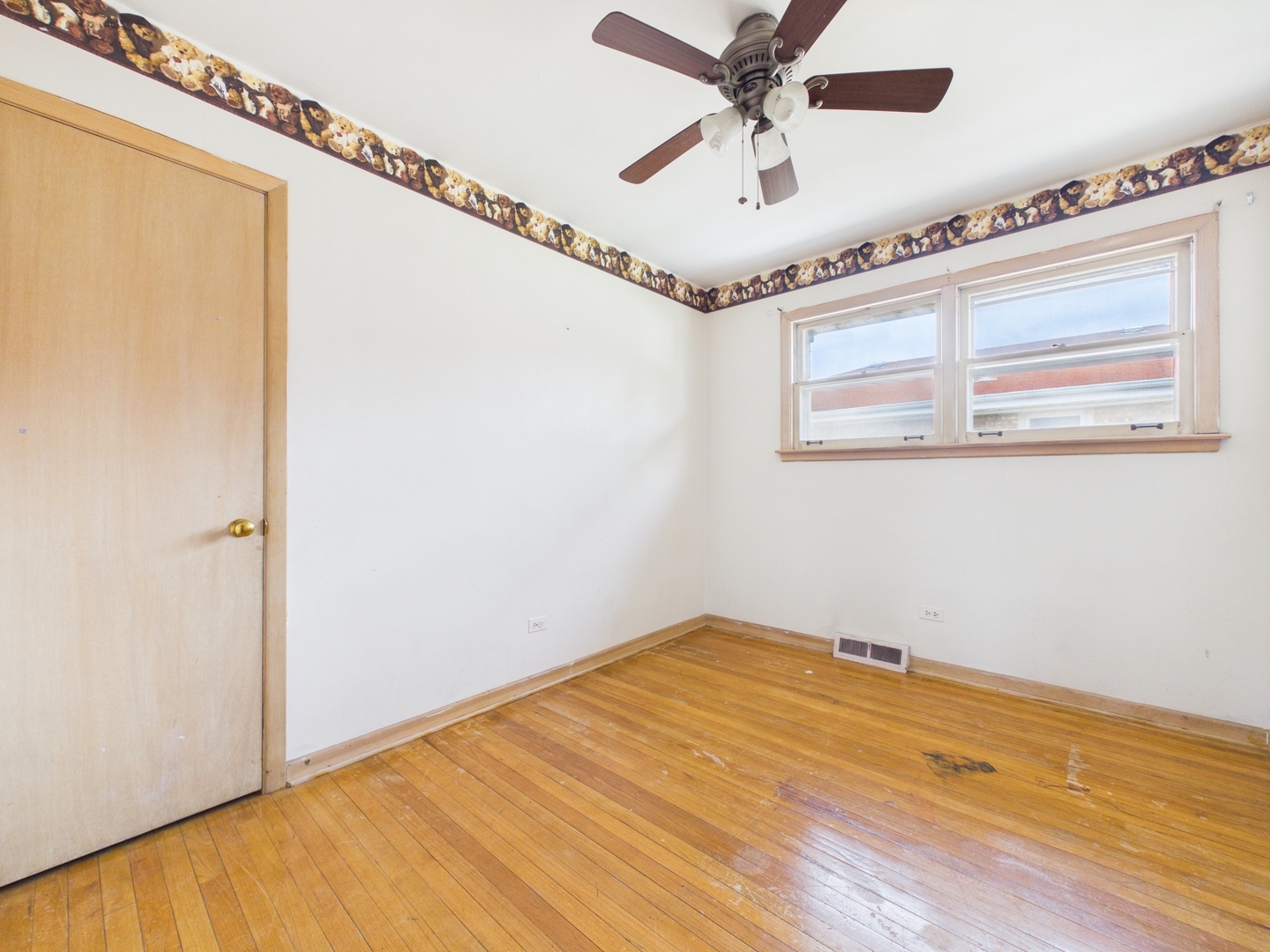 51 51st Avenue Property Photo 10