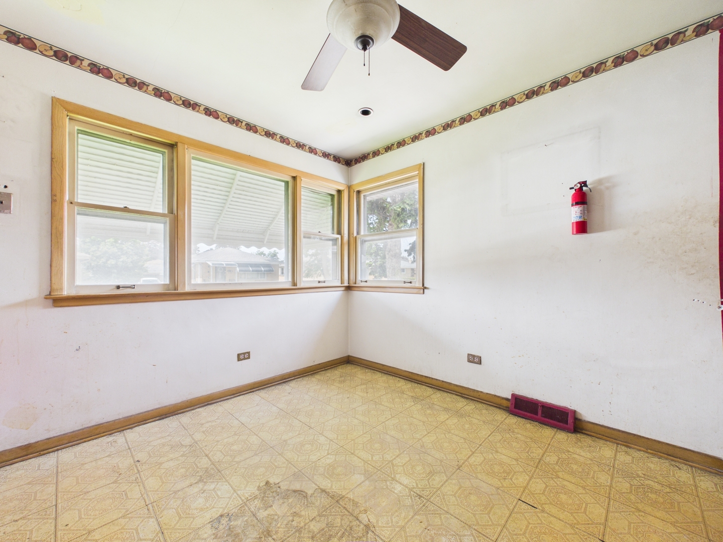 51 51st Avenue Property Photo 11