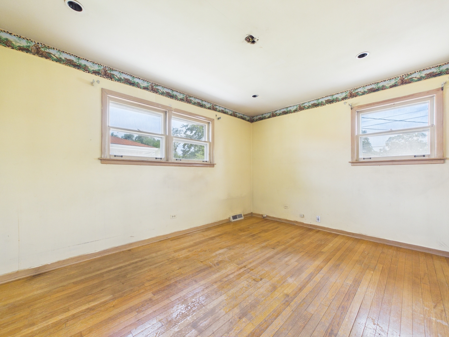 51 51st Avenue Property Photo 13