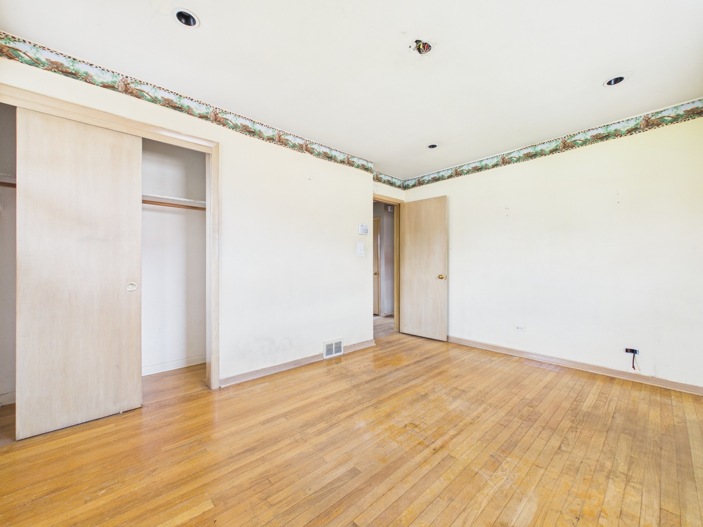 51 51st Avenue Property Photo 14