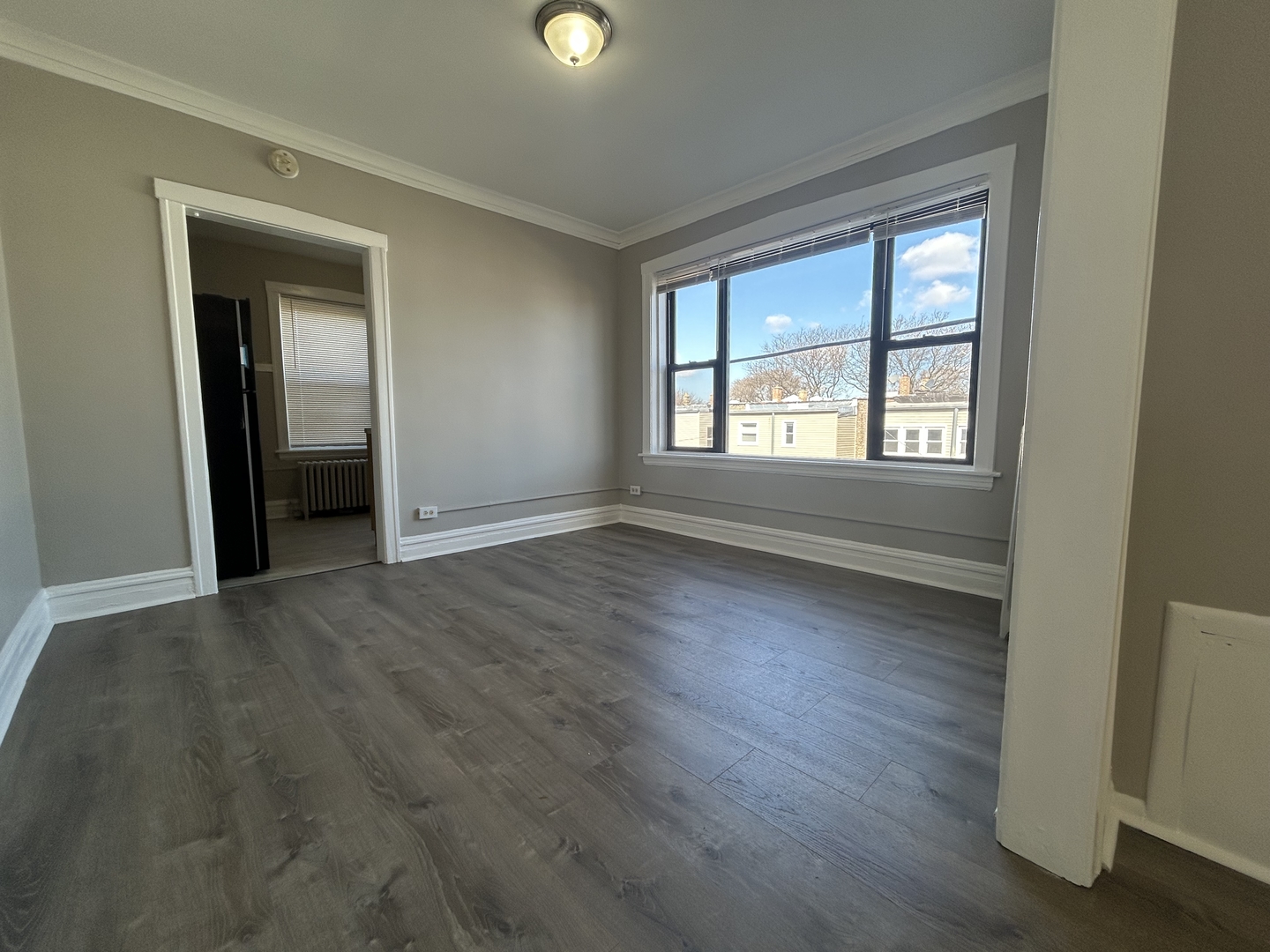 4854 W North Avenue Property Photo 7