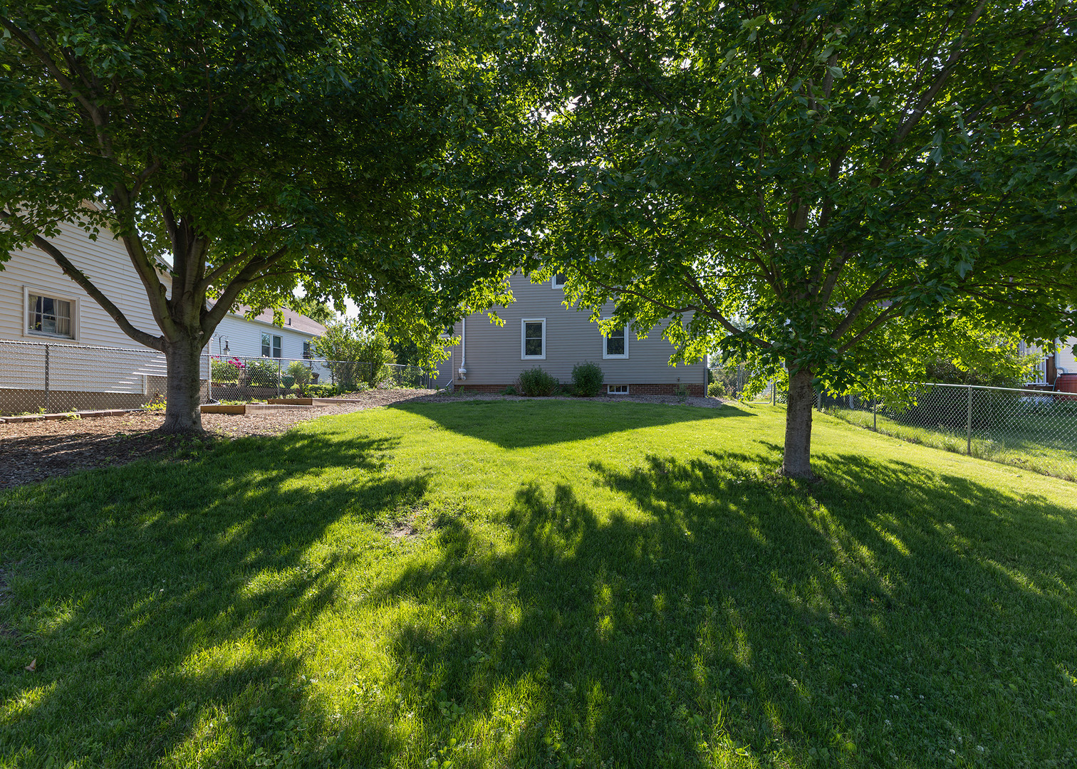 509 S Henry Street Property Photo 6