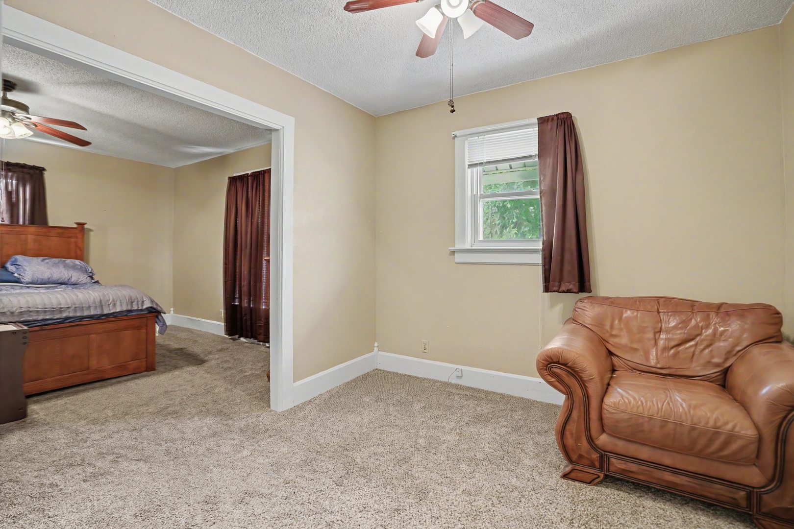 205 N Walnut Street Property Photo 16