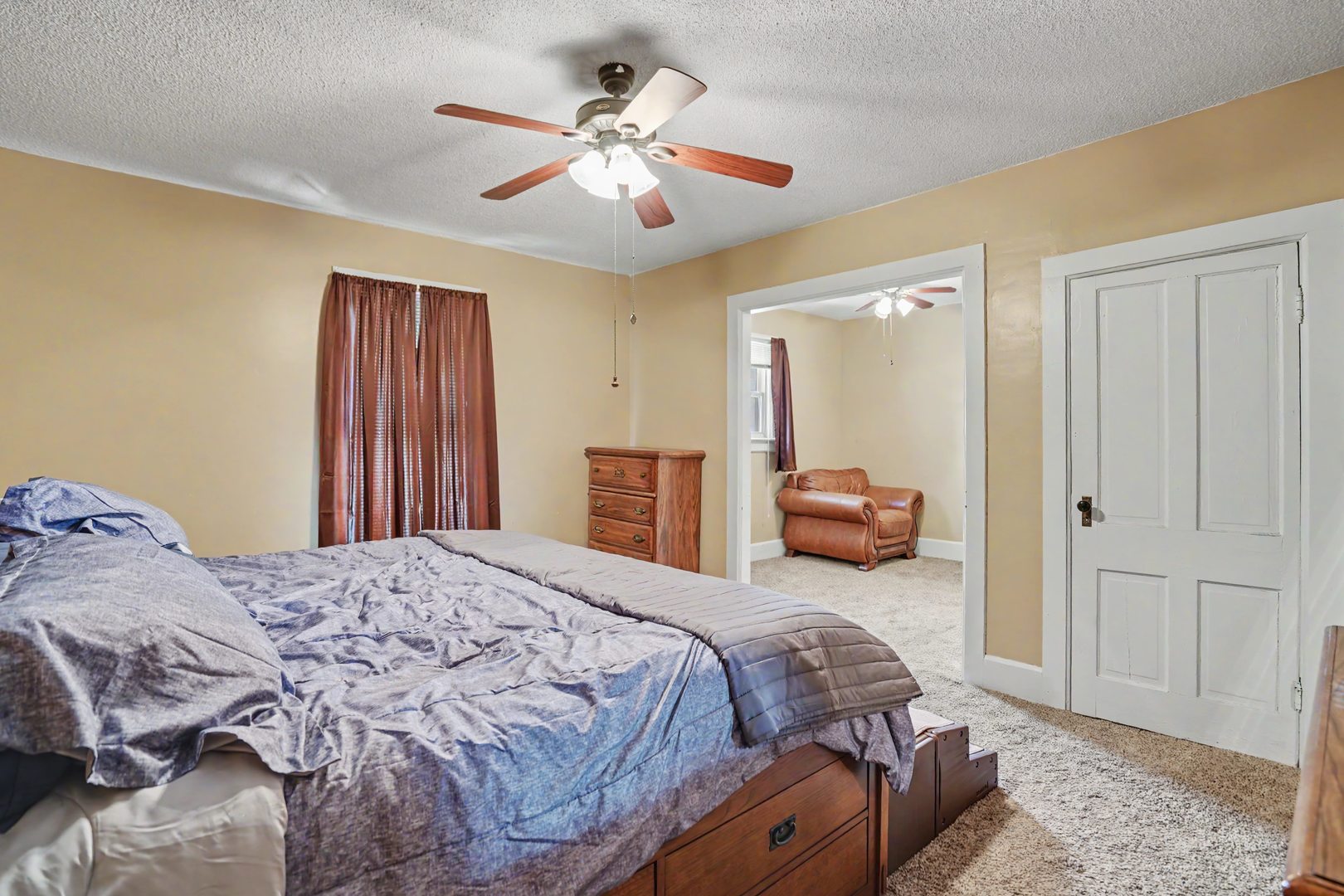 205 N Walnut Street Property Photo 18