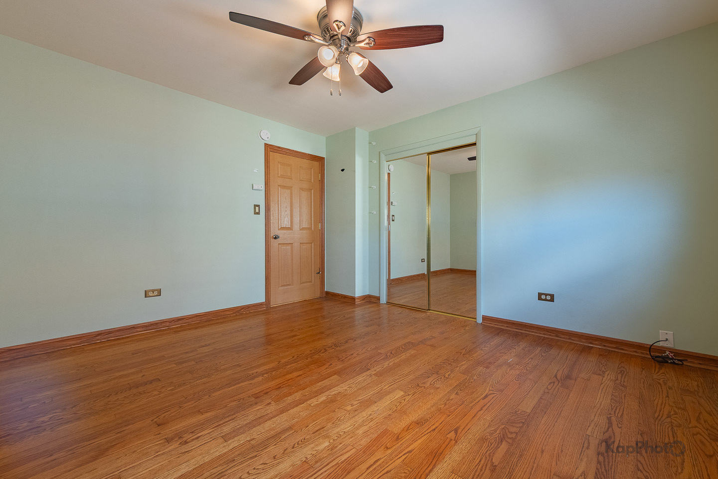 8465 W Berwyn Avenue 1 Property Photo 18