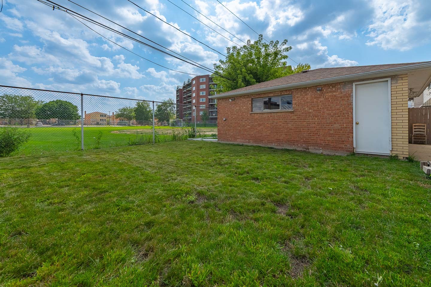 8465 W Berwyn Avenue 1 Property Photo 28