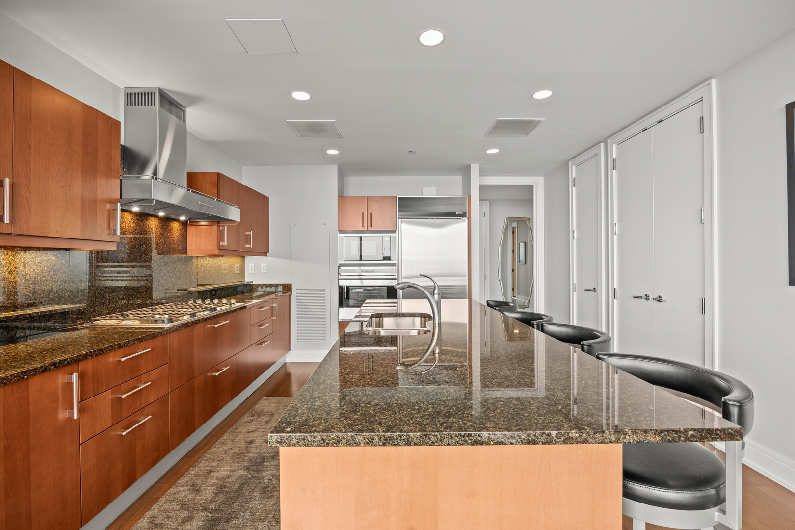 401 N Wabash Avenue 74d Property Photo 19