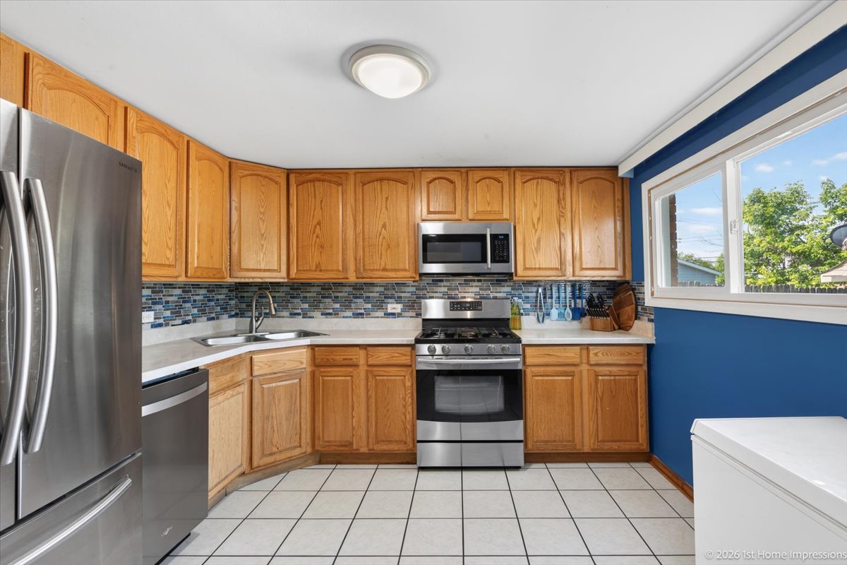 19314 Beechnut Drive Property Photo 6