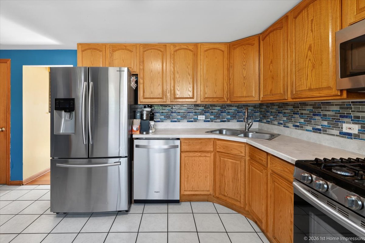 19314 Beechnut Drive Property Photo 7