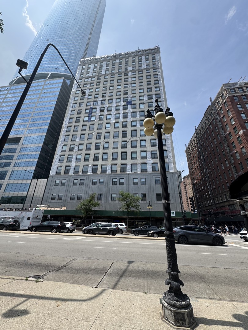 910 S Michigan Avenue 1615 Property Photo 1