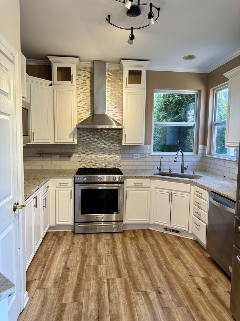 3183 Davey Court Property Photo 5