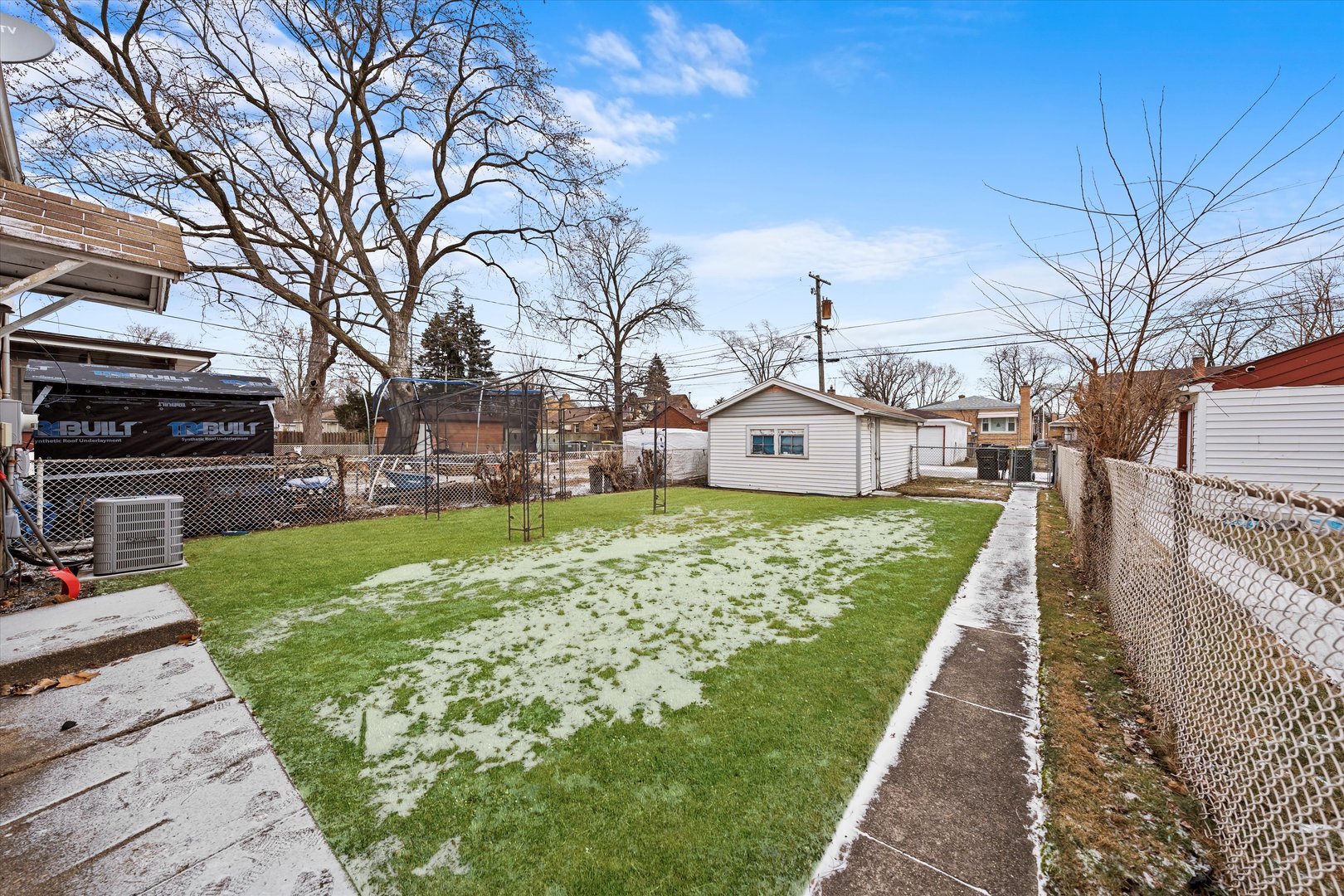 14315 S Lowe Avenue Property Photo 4
