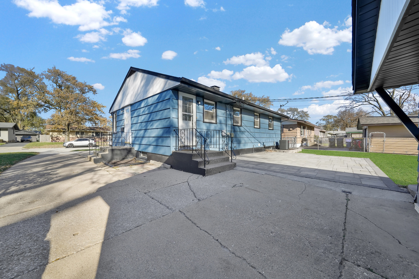 19 Mohawk Drive Property Photo 4