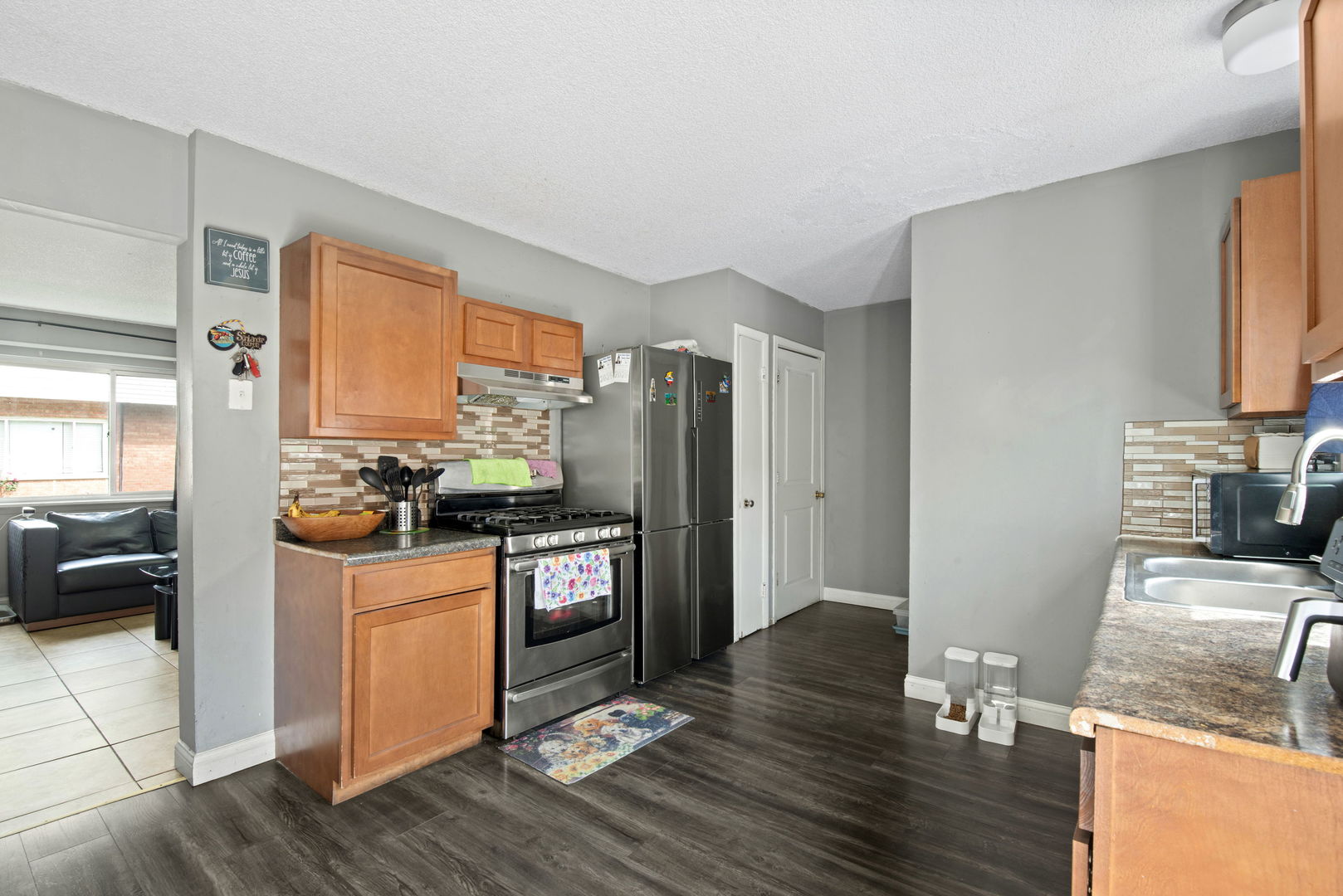 1315 Monomoy Street C Property Photo 7