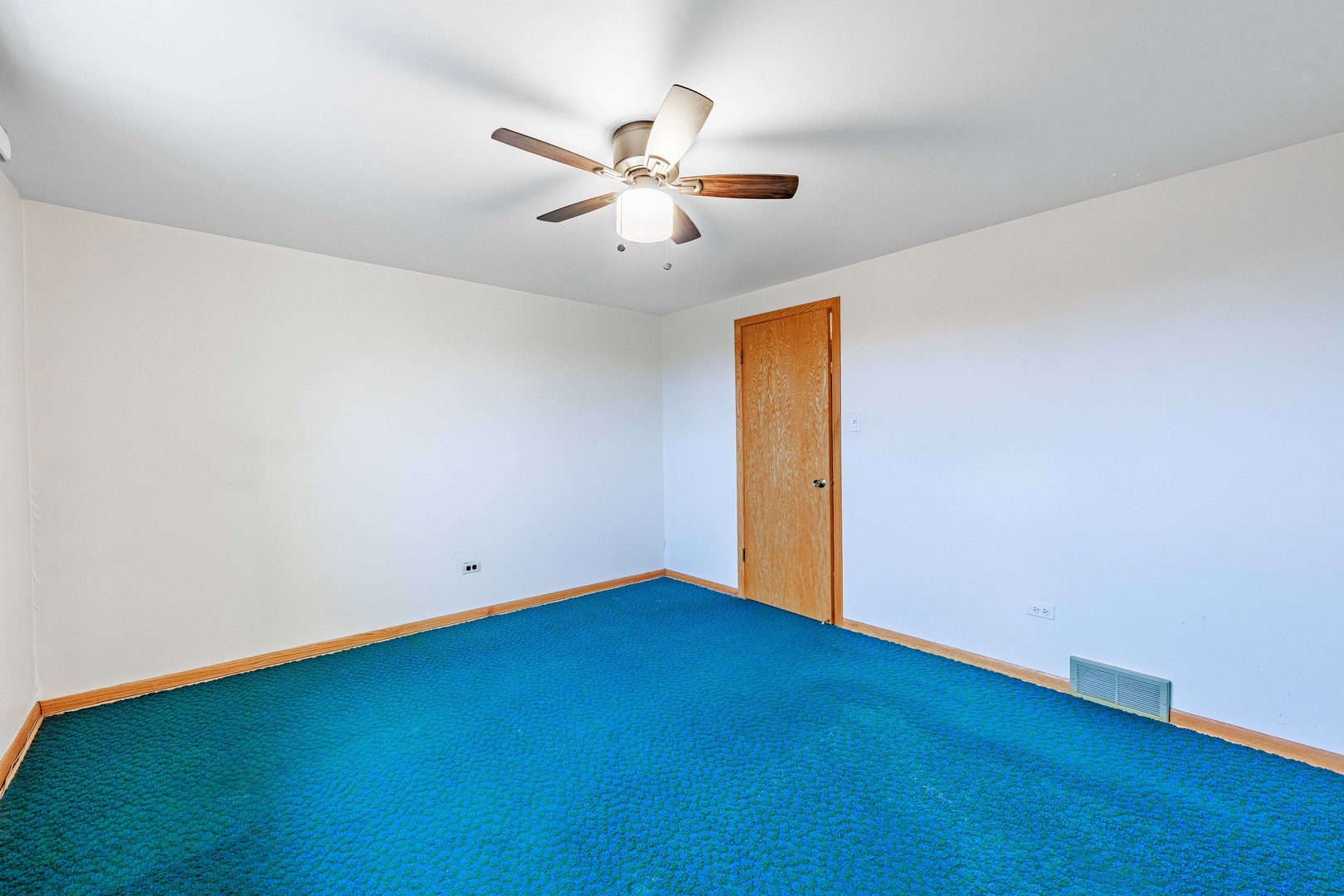 5530 S Merrimac Avenue Property Photo 20